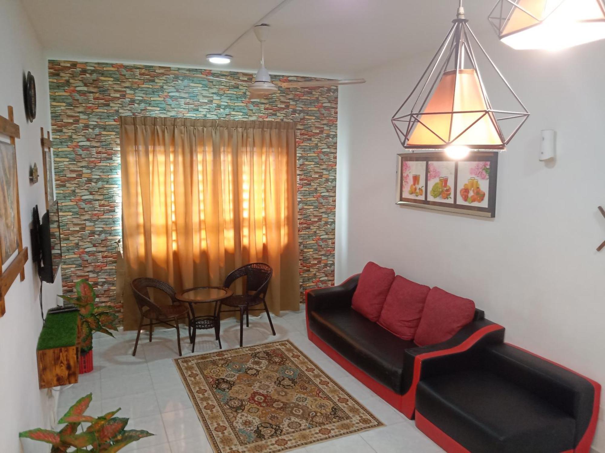 Apartment Budget Tulipsia House Kuala Terengganu