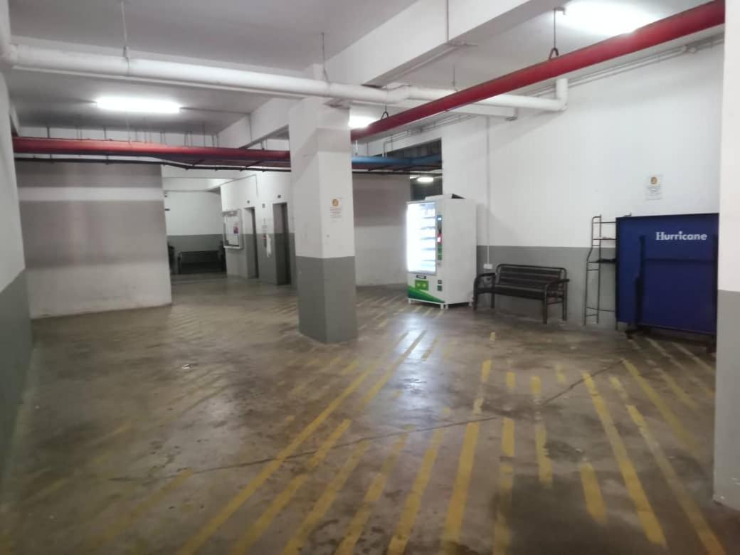 Budget Tulipsia House